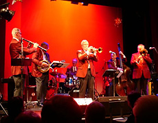 SIR BOURBON DIXIELAND BAND